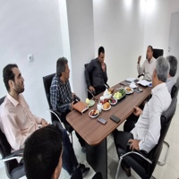 نشست گروهی از پرورش دهندگان شترمرغ استان بوشهر جهت تبادل نظر و همکاری